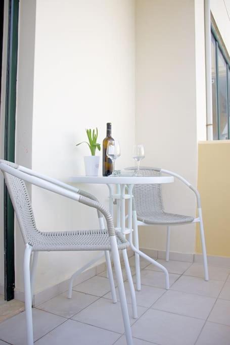 הרקליון Cozy Apartment In The Heart Of The City מראה חיצוני תמונה